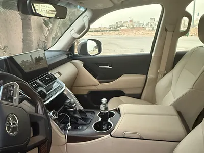 2022 تويوتا لاند كروزر جي اكس ار