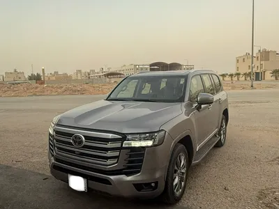 2022 تويوتا لاند كروزر جي اكس ار