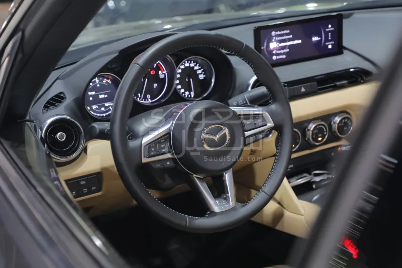 2026 مازدا مياتا ام اكس 5