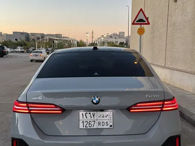 2024 بي ام دبليو الفئة الخامسة 520 أي إم كت