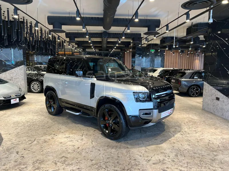 2024 لاند روفر ديفيندر اكس