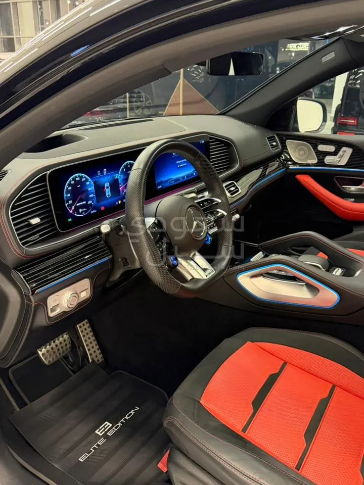 2024 مرسيدس - بنز جي إل إي 53 أي إم جي