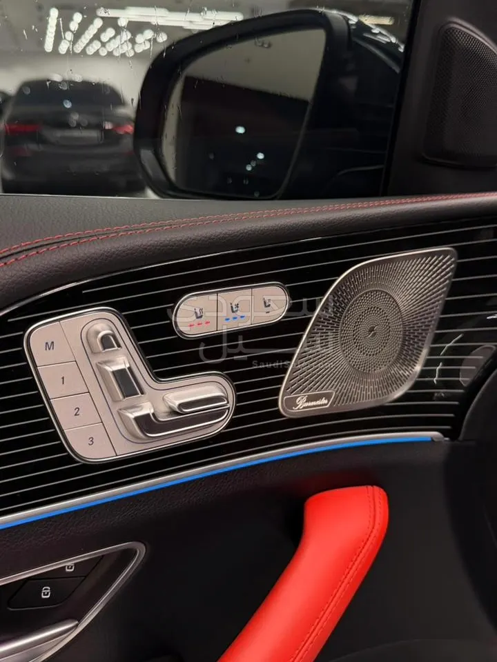 2024 مرسيدس - بنز جي إل إي 53 أي إم جي