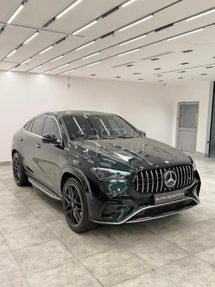 2024 مرسيدس - بنز جي إل إي 53 أي إم جي