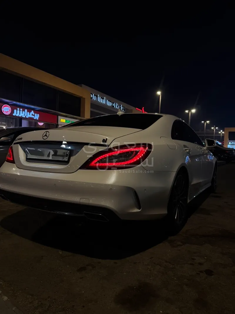 2016 مرسيدس - بنز سي إل إس 400