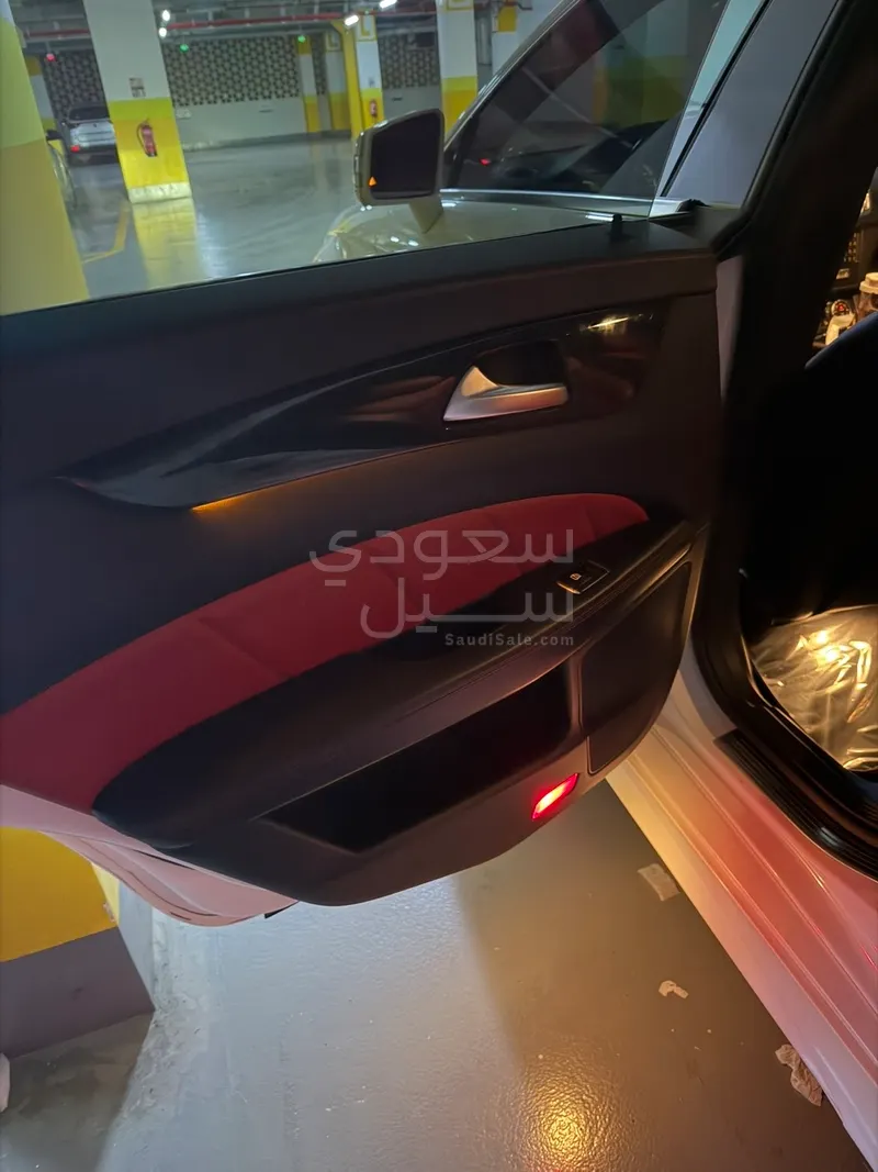 2016 مرسيدس - بنز سي إل إس 400