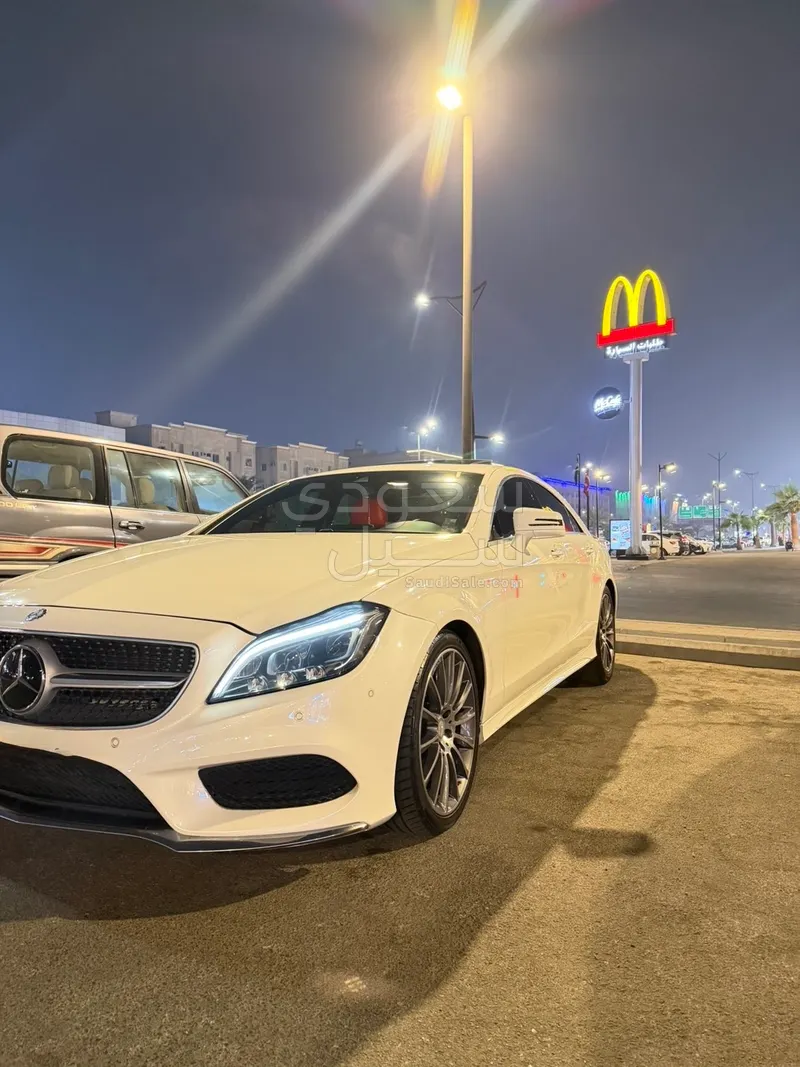 2016 مرسيدس - بنز سي إل إس 400