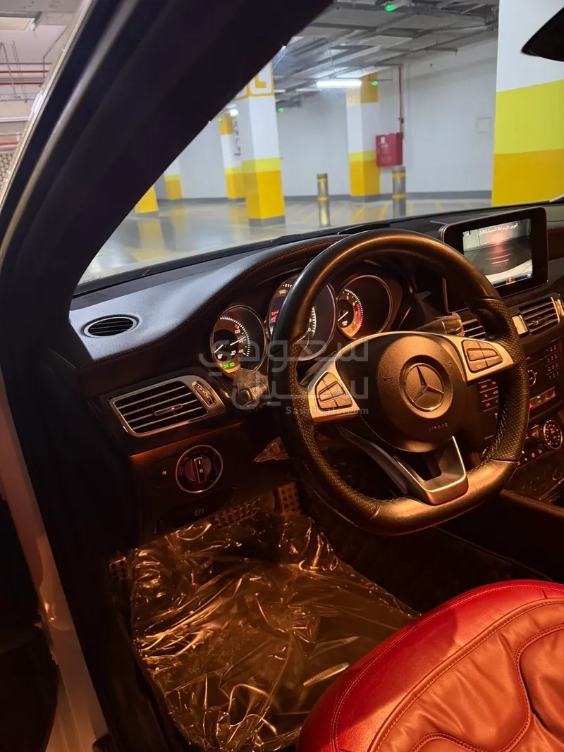 2016 مرسيدس - بنز سي إل إس 400