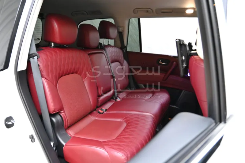 2024 نيسان باترول بلاتينيوم