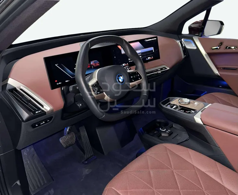 2023 بي ام دبليو الفئة اكس 1