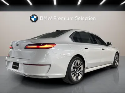 2026 بي ام دبليو الفئة السابعة 735أي