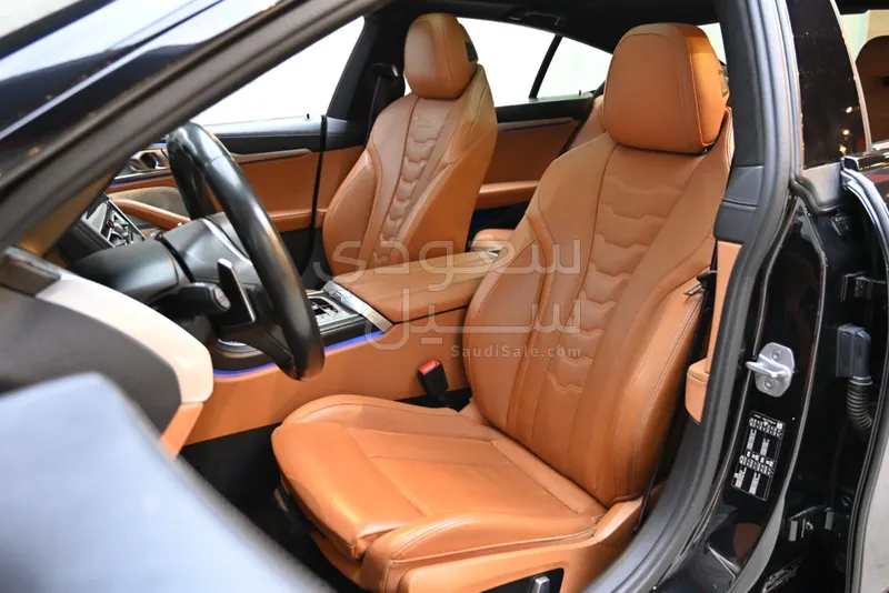 2020 بي ام دبليو الفئة الثامنة 840 إم