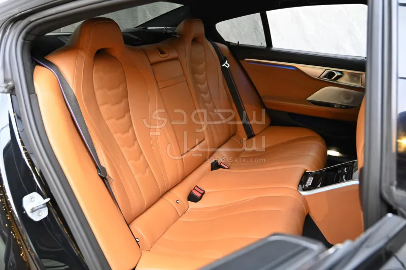 2020 بي ام دبليو الفئة الثامنة 840 إم