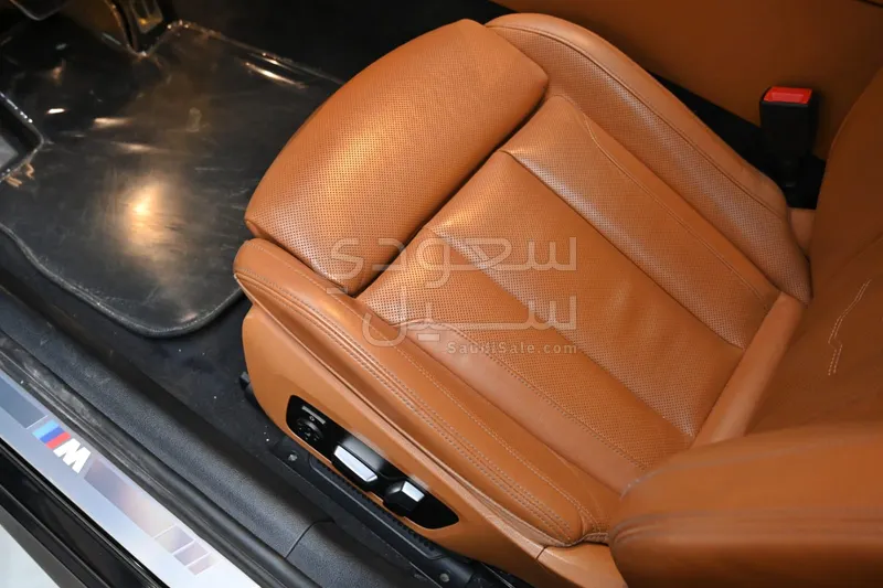 2020 بي ام دبليو الفئة الثامنة 840 إم