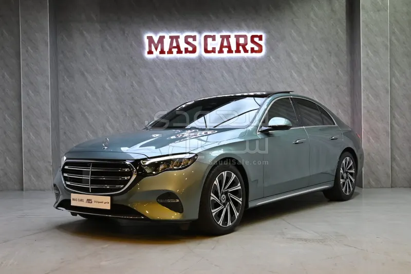 2025 مرسيدس - بنز إي 200