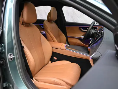 2025 مرسيدس - بنز إي 200