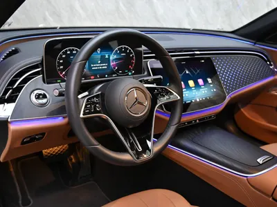 2025 مرسيدس - بنز إي 200