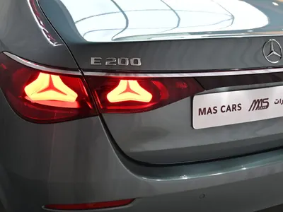 2025 مرسيدس - بنز إي 200