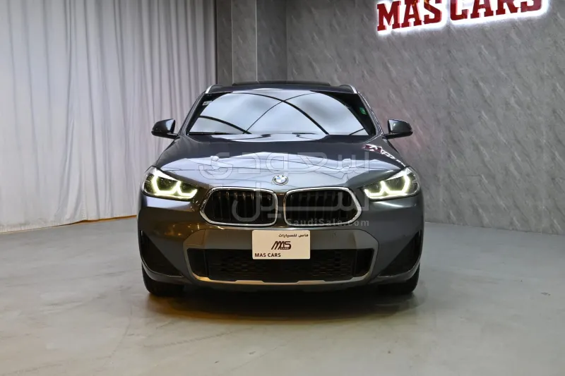 2022 بي ام دبليو الفئة اكس 2