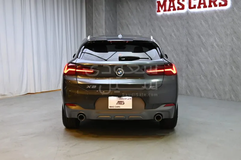 2022 بي ام دبليو الفئة اكس 2