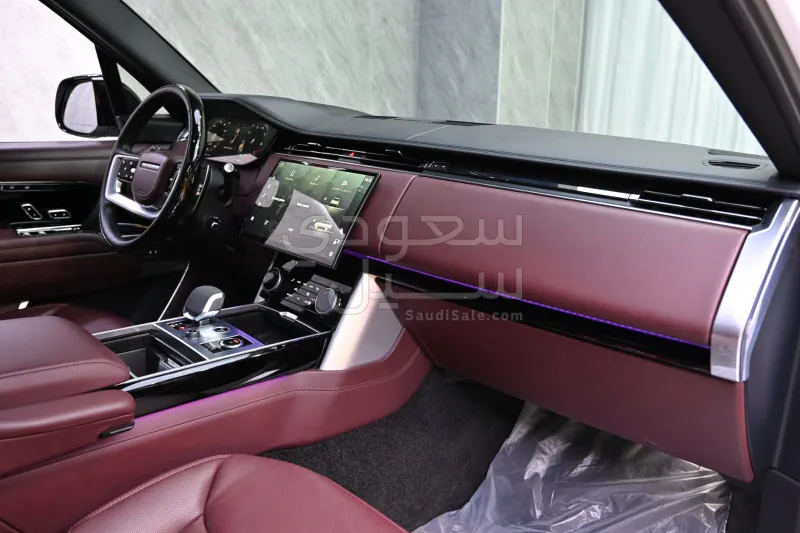 2023 لاند روفر رينج روفر فوج اوتوبيوغرافي