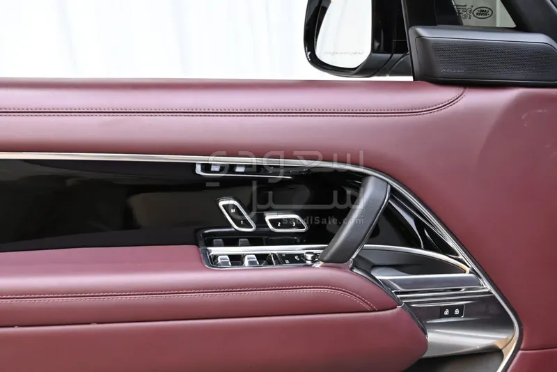 2023 لاند روفر رينج روفر فوج اوتوبيوغرافي