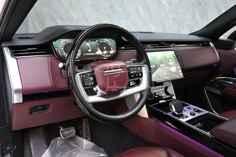 2023 لاند روفر رينج روفر فوج اوتوبيوغرافي