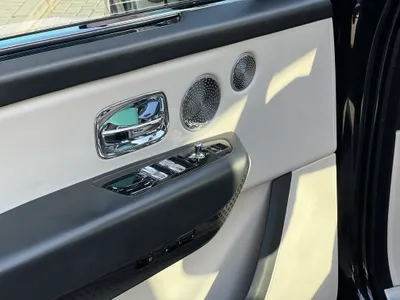 2021 رولز رويس كولينان بلاك بادج