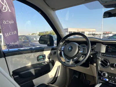 2021 رولز رويس كولينان بلاك بادج