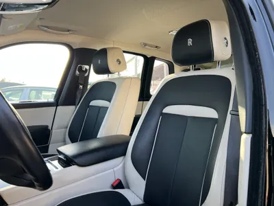 2021 رولز رويس كولينان بلاك بادج