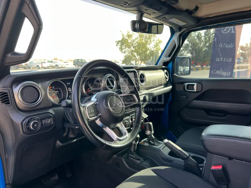 2022 جييب رانجلر صحارى