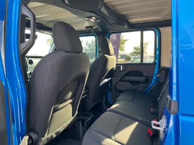 2022 جييب رانجلر صحارى