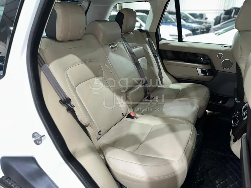 2019 لاند روفر رينج روفر فوج ان اي