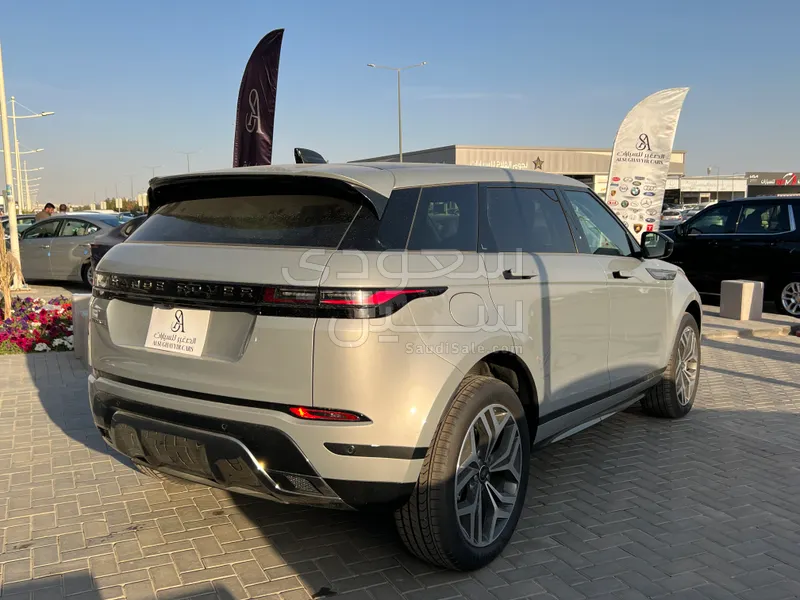 2024 لاند روفر رينج روفر ايفوك