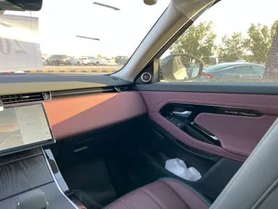 2024 لاند روفر رينج روفر ايفوك