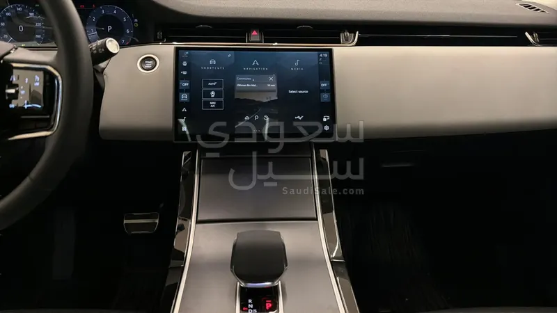 2024 لاند روفر رينج روفر ايفوك داينمك