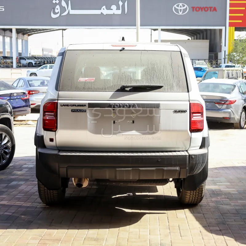 2026 تويوتا برادو تي اكس