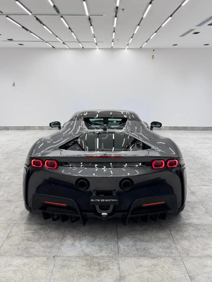 2023 فيراري اس اف 90 سبايدر