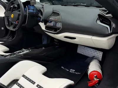 2023 فيراري اس اف 90 سبايدر