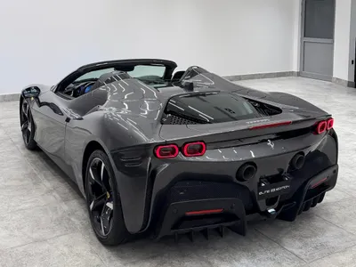 2023 فيراري اس اف 90 سبايدر