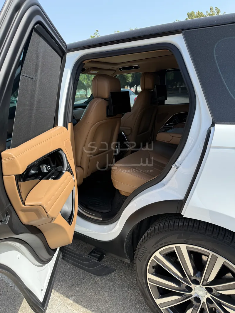 2024 لاند روفر رينج روفر اتش اس اي