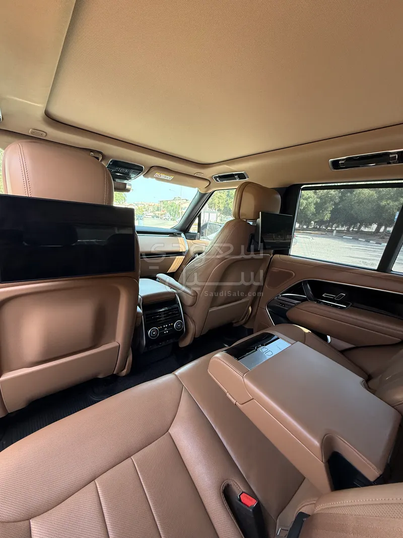 2024 لاند روفر رينج روفر اتش اس اي