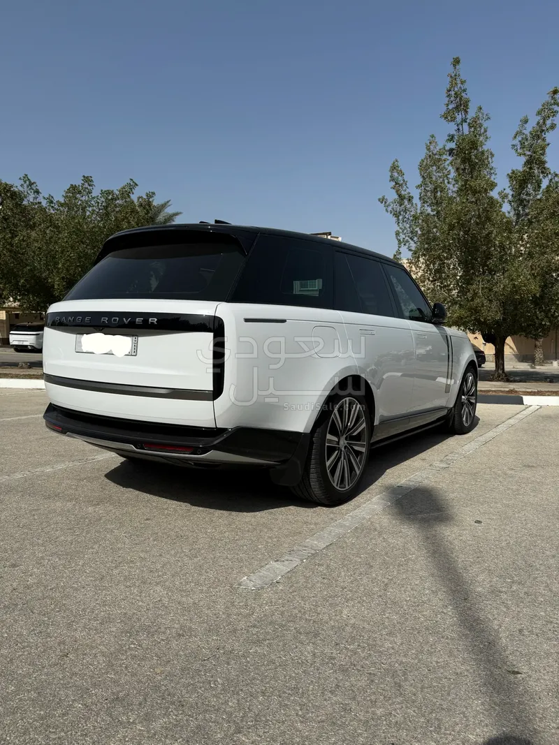 2024 لاند روفر رينج روفر اتش اس اي
