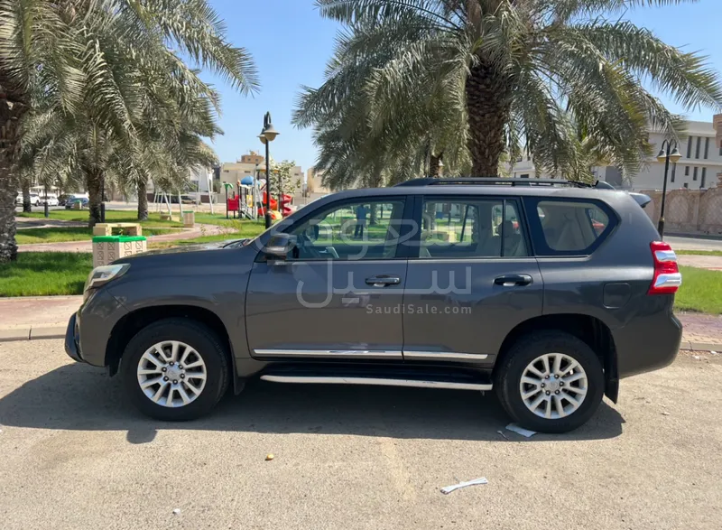 2014 تويوتا برادو في اكس