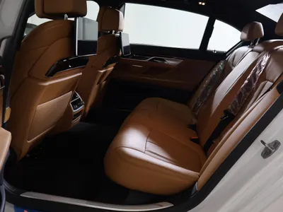 2021 بي ام دبليو الفئة السابعة 740أي