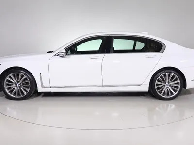 2021 بي ام دبليو الفئة السابعة 740أي