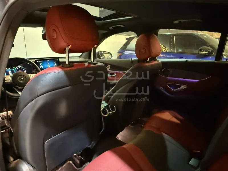 2023 مرسيدس - بنز جي إل سي 200 اي ام جي