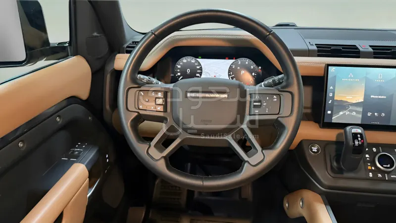 2025 لاند روفر ديفيندر اتش اس اي