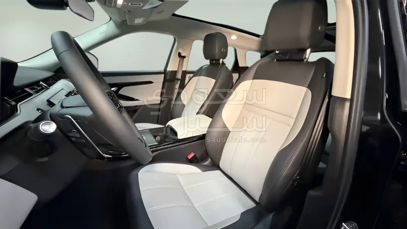 2025 لاند روفر رينج روفر ايفوك داينمك