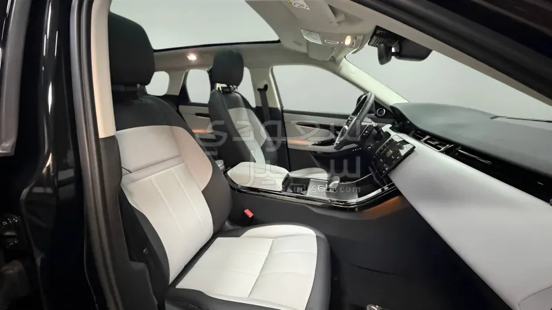 2025 لاند روفر رينج روفر ايفوك داينمك